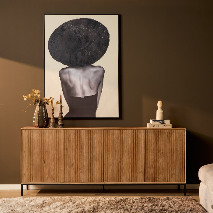 Dressoir Madison naturel mangohout sfeerbeeld woonkamer