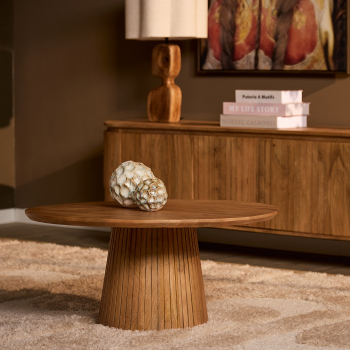 Solana salontafel rond mangohout naturel sfeerbeeld woonkamer