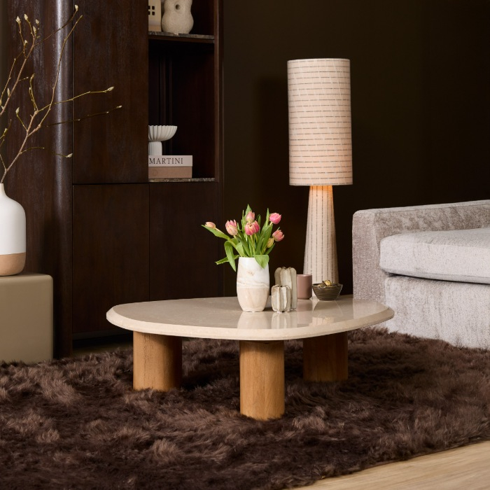 Salontafel Nuvé 100 cm sfeerbeeld met bruin hoogpolig vloerkleed