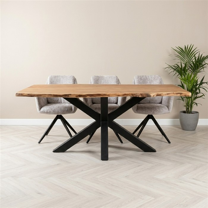 Houten boomstamtafel van 220 cm