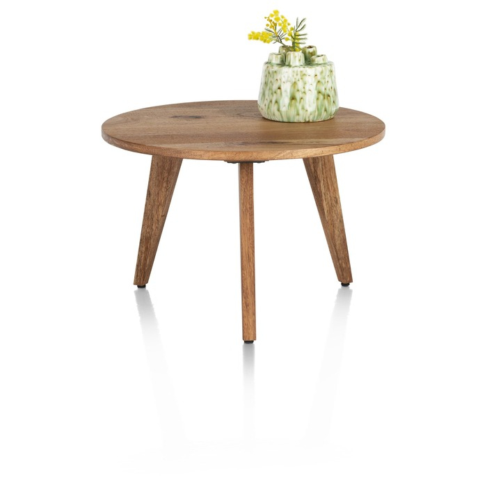 Ronde bijzettafel Everest 60 cm met dunne rand en houttekening in het blad, vooraanzicht met vaas en gele bloemen