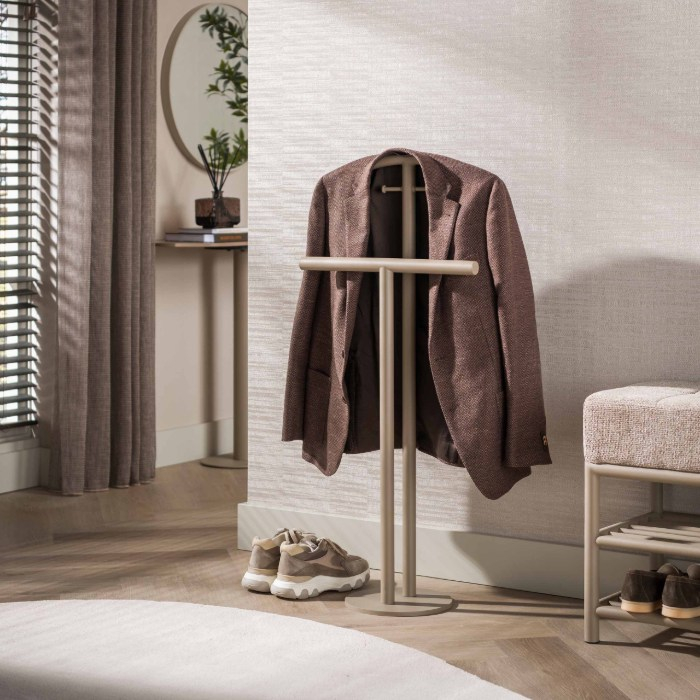 Dressboy metaal Selo beige - sfeerfoto 1