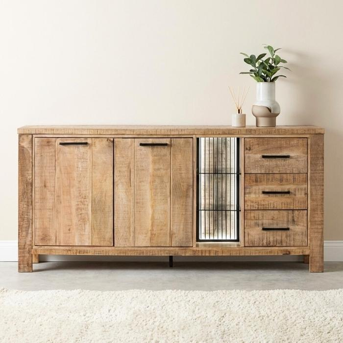 Dressoir 170 cm met verlichting.