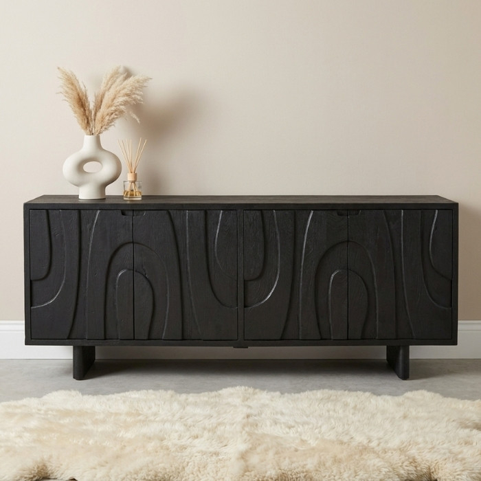 Zwart dressoir 183 cm breed gemaakt van hout.