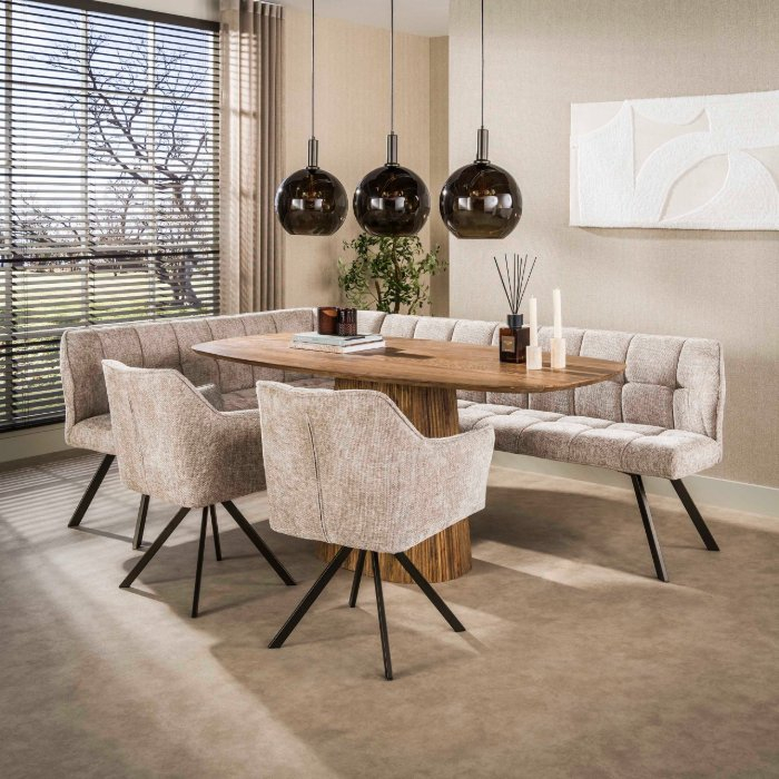 Eetkamer hoekbank links Arno beige met bruin onderstel - sfeerfoto 1