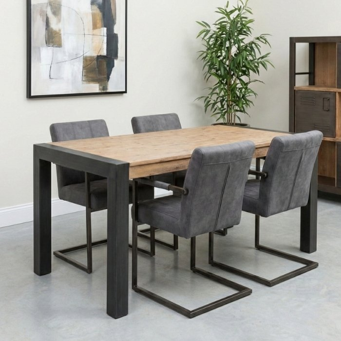 Industriële eettafel 160 cm.