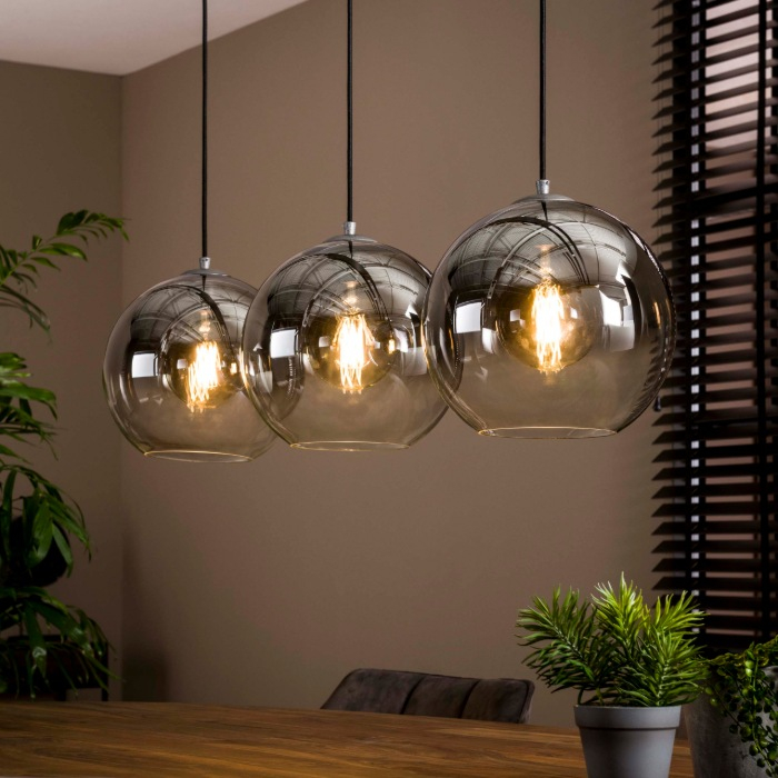 Hanglamp glazen bollen oud zilver 3 lampen Lotta - sfeerfoto 1