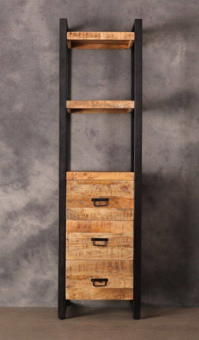 Industriële boekenkast Britt van mangohout met lades. 55cm breed.