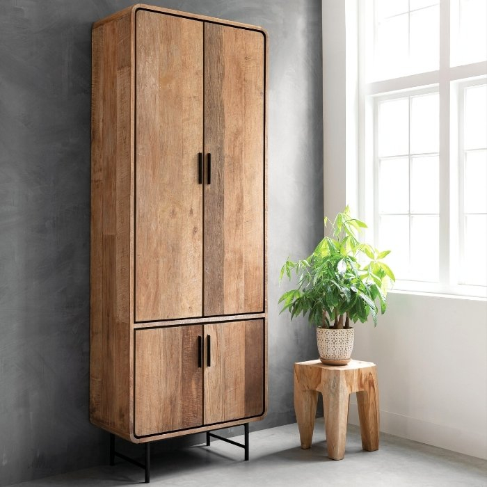 Teak kast vier deuren.