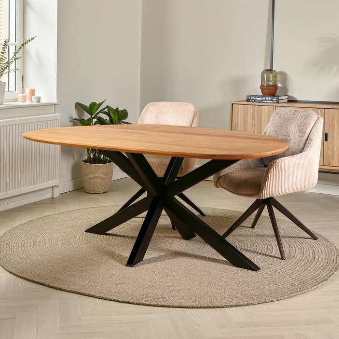 Houten eettafel organische vorm 180 cm.