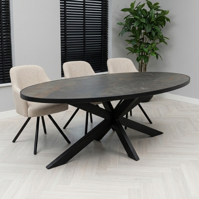 Ovale eettafel met natuursteen blad