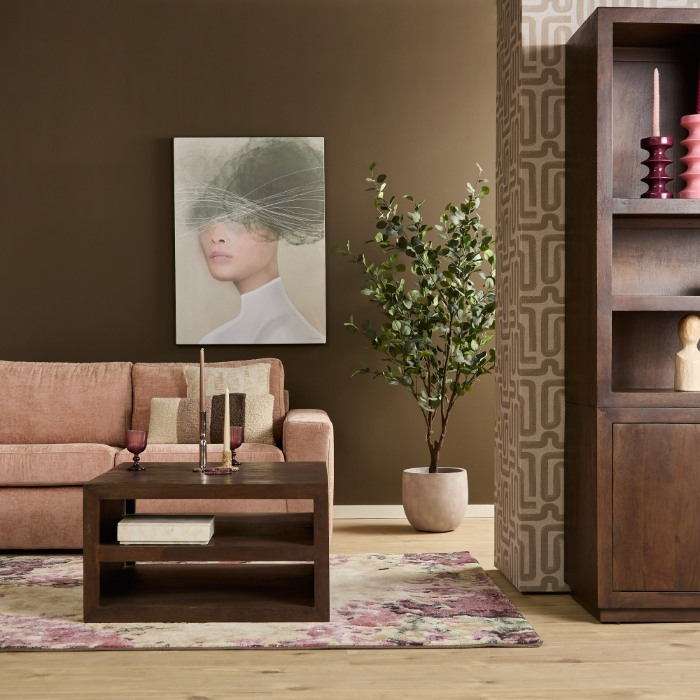 Salontafel Brussel bruin mangohout in sfeervolle woonkamer