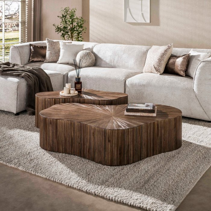 Teakhouten salontafel klaverblad Olin set van 2 140 cm - sfeerfoto 1