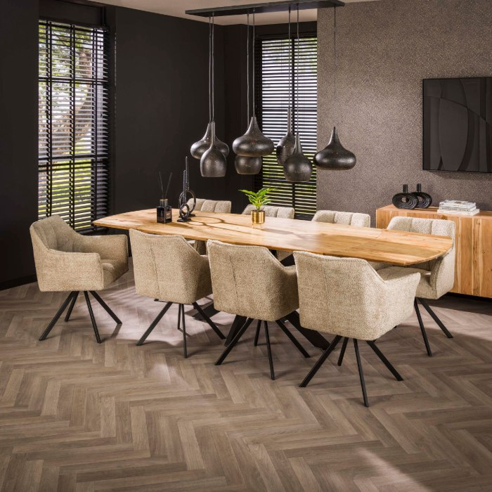 Uitschuifbare eettafel acaciahout 175-275 cm Talo met spinpoot - sfeerfoto 1
