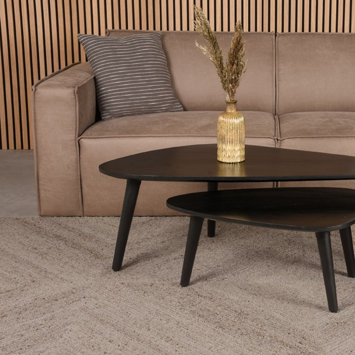 Vloerkleed 200x300 Elise in taupe in een woonkamer