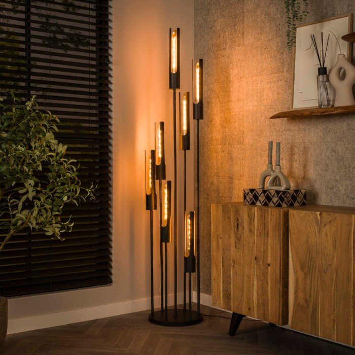 Vloerlamp 7 buizen Aurel zwart 186 cm - sfeerfoto 1
