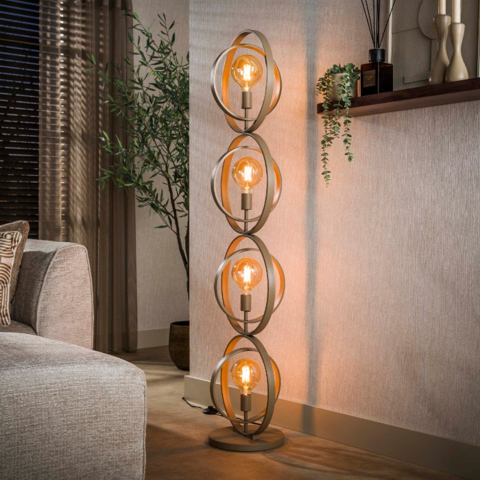 Vloerlamp draaiende ringen 4 lichts Karo beige - sfeerfoto 1