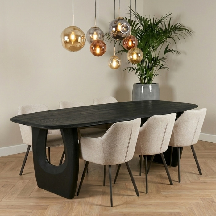 Zwarte eettafel gemaakt van mangohout 220 cm.