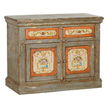 Klein dressoir uit India.