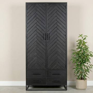 Kast visgraat zwart. Industriële kast met visgraat motief gemaakt van mangohout in de kleur zwart