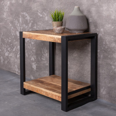 Bijzettafel mangohout in combinatie met zwart staal.