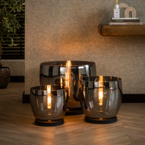 Bollamp vloer van smoke glas Juna XL 33 cm - sfeerfoto
