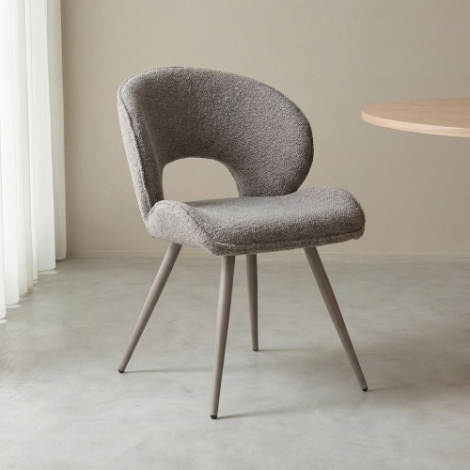 Eetkamerstoel Sander grijs bouclé met open rug, taupe poten