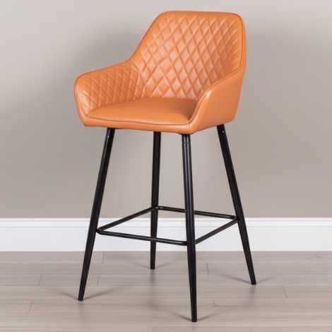 Cognac barkruk lederlook met zwart metalen onderstel