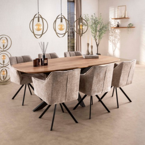 Deens ovale eettafel 215 cm Tibo acaciahout naturel met spinpoot - sfeerfoto