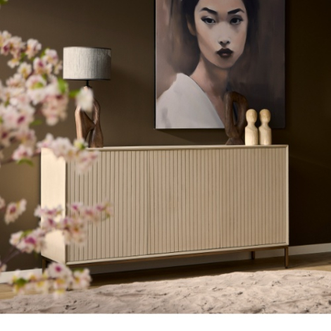 Dressoir Madison zand mangohout 165 cm sfeerbeeld in woonkamer