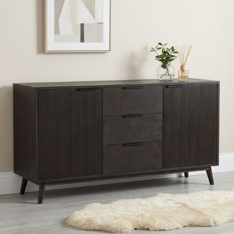 Zwart dressoir 150 cm breed met drie lades en twee deuren