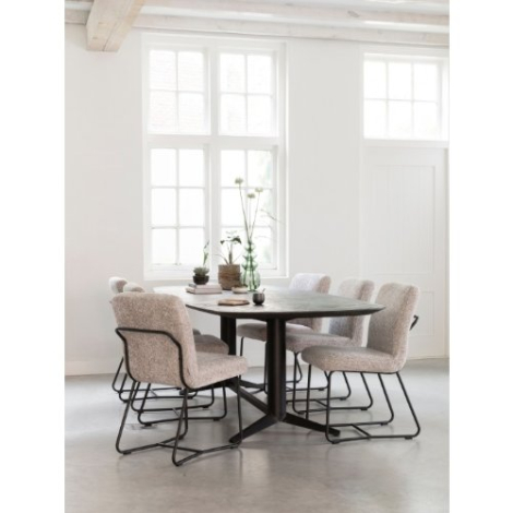 Eettafel van mortex 260 cm.