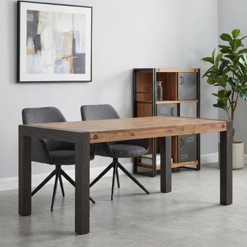 Eettafel industrieel 180 cm.