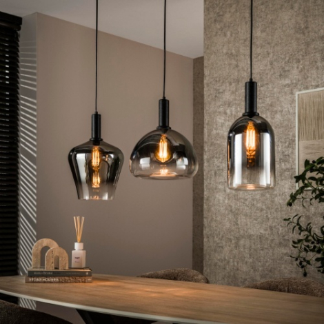Glazen hanglamp met 3 lampen Ivar zwart - sfeerfoto