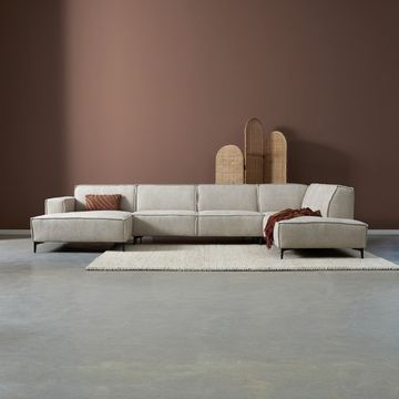 Sfeerafbeelding van de hoekbank River in de kleur beige. 