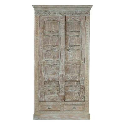 Ibiza kast twee deuren.