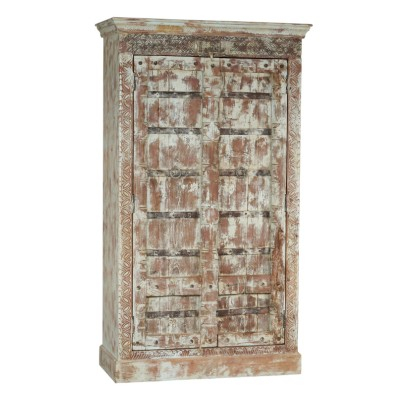 Grote Indiase kast met oude deuren.