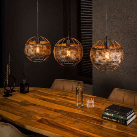 Metalen hanglamp met gaatjes Rosa 3 lampen 110 cm - sfeerfoto