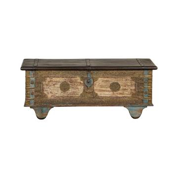 Kist als salontafel.