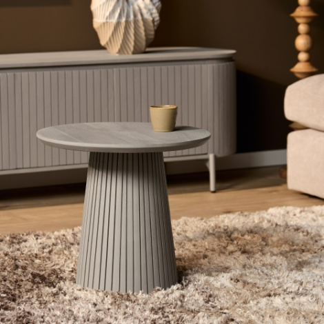 Salontafel Solana taupe mangohout 50 cm sfeerbeeld in de woonkamer