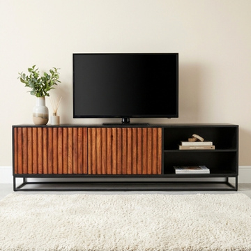 Tv meubel hout 180 cm breed.