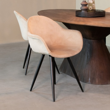 Velvet eetkamerstoel Frits beige met kuip en armleuning