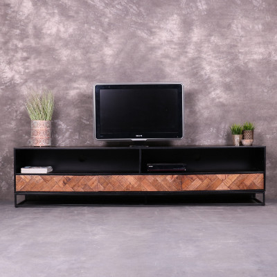 Tv meubel visgraat 220 cm breed met drie laden en open vakken.