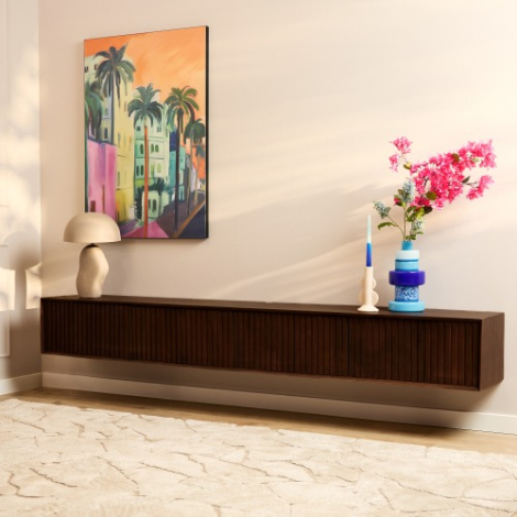 Zwevend tv meubel Madison Bruin mangohout 240 cm in vooraanzicht