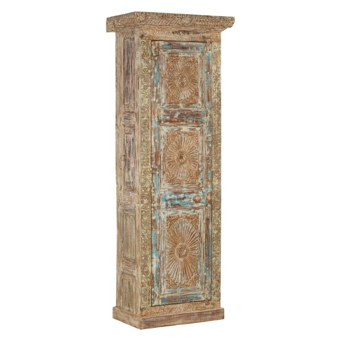 Hoge smalle kast van hout met 1 deur.