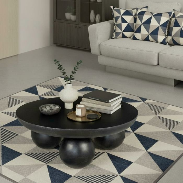 Salontafel zwart rond 90 cm.