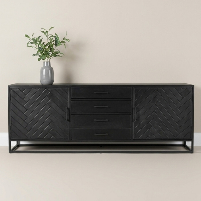 Zwart dressoir visgraat 210 cm breed.