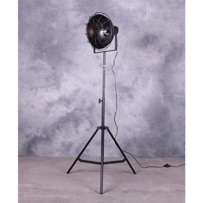 Zwarte industriële lamp